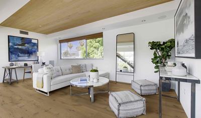 Cover image for Tri-Layer Oak  Engineered Flooring -15 mm