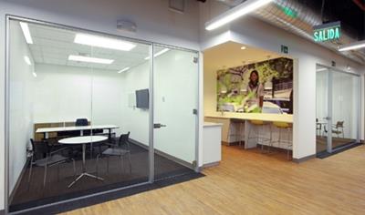 Cover image for SERIE TREBE-KUBIK. ST-410: SECURITY GLASS DOORS PARTITION WALL